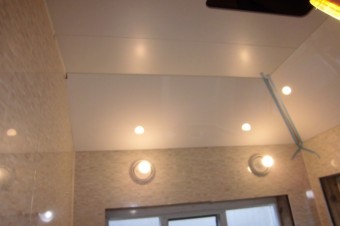 斜め天井下地組状況 CIMG1722